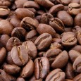 Jest wiele rodzajów kaw i każda z nich ma swoje cechy charakterystyczne - to którą wybierzemy zależy tylko od naszych kubków smakowych