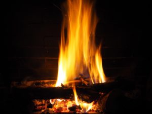 Pożary spowodowane nieprawidłowościami w instalacji grzewczej to nawet kilkanaście tysięcy zdarzeń rocznie, głównie w sezonie grzewczym