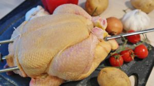 Mięso z kurczaka to bogate źródło łatwo przyswajalnego białka, ale też minerałów i witamin z grupy B