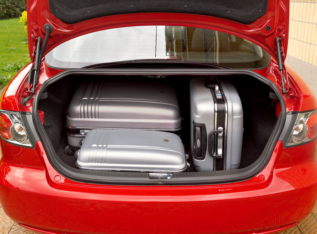 Duży, pojemny bagażnik to ogromna zaleta, jeżeli auto służy nam również jako wakacyjny środek transportu