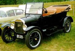 Ford model T to auto, które produkowano od 1908 do 1927 roku - to właśnie ten pojazd zmotoryzowała Amerykę