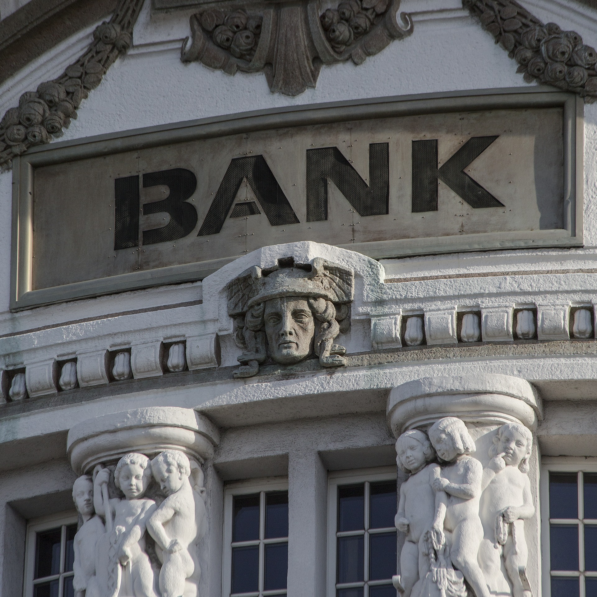 Nowoczesny bank to instytuacja, w której coraz więcej procesów jest automatyzowanych i zrobotyzowanych