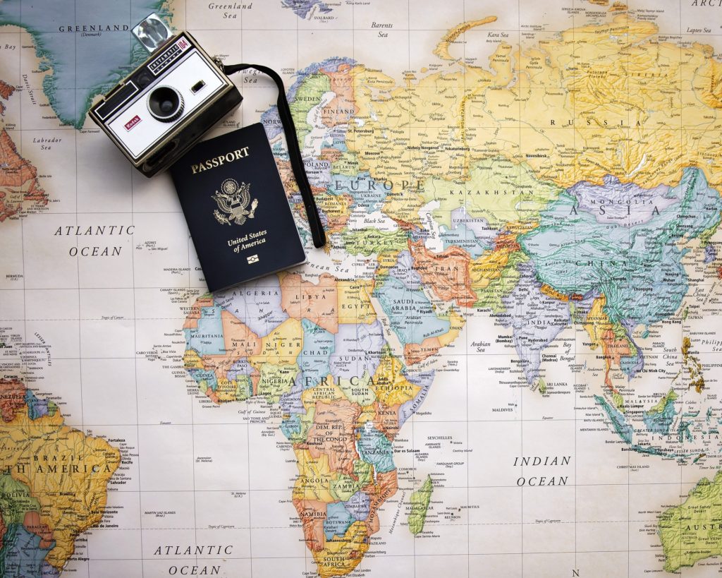Paszporty to najwygodniejsze dokumenty do podróżowania po Europie i świecie, mimo iż w UE nie są obowiązkowe